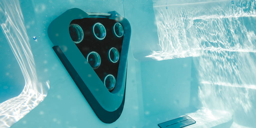 Underwater view of the propulsion.